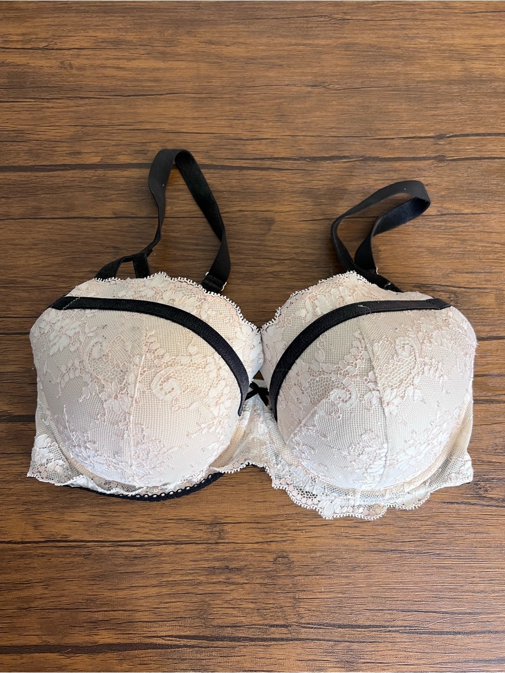 VS Dream Angel Lace Push-Up Bra in Ivory with Black Velour Trim- 32DDD